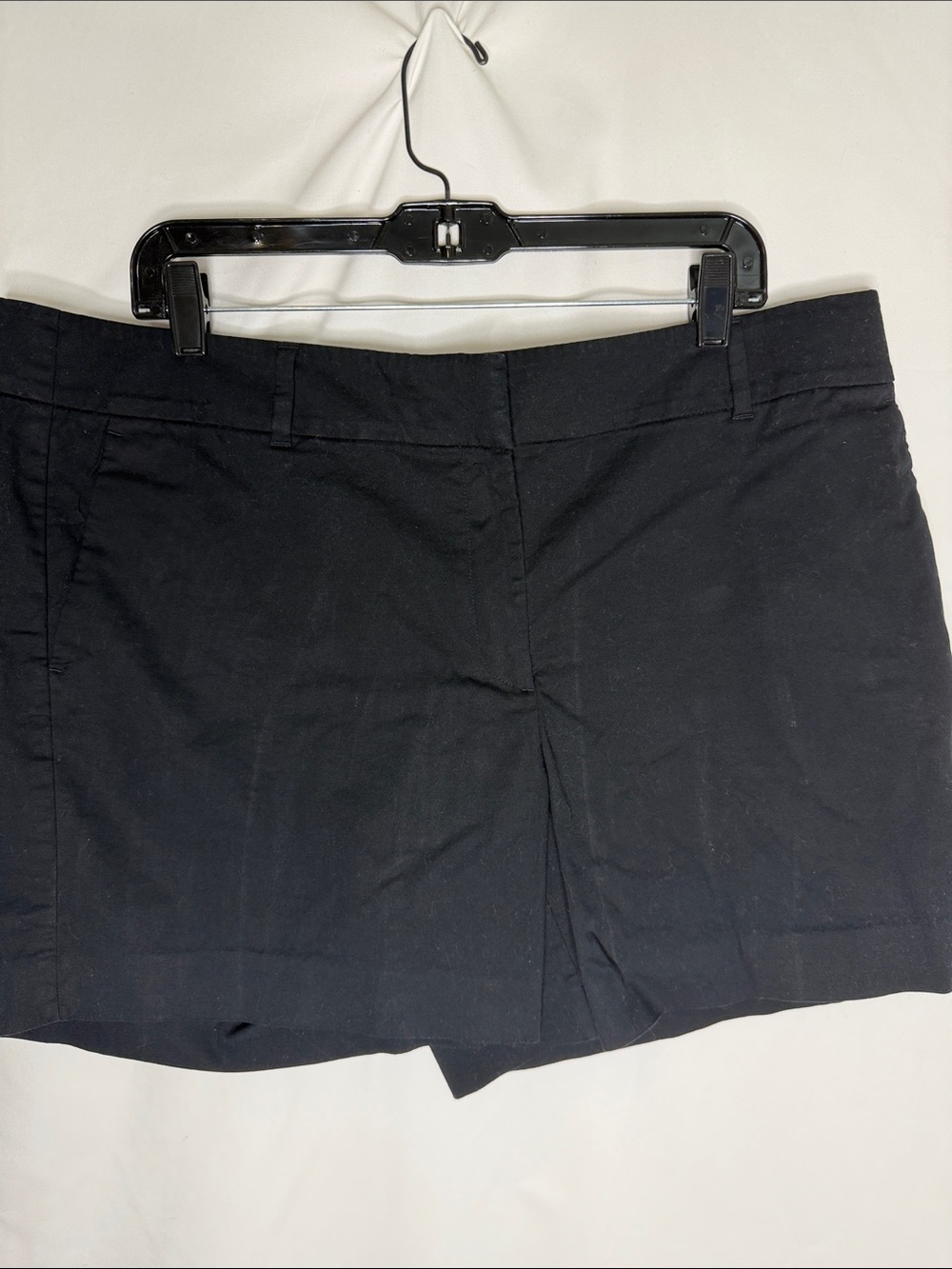 Ann Taylor Factory Black Women's Shorts